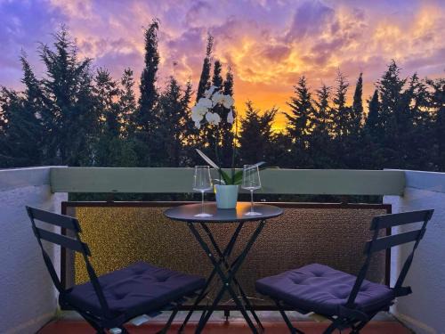 Aurelio Apartment | Modern apartment 10 min Vatican parking&pool