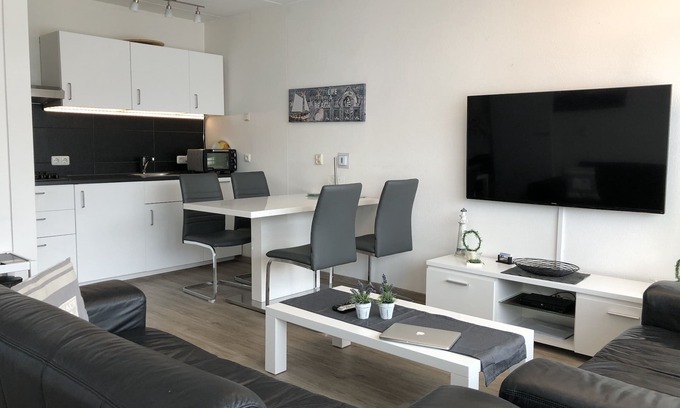 Westkapelle Apartment | Modern apartment 200m from the sandy beach in Westkapelle near Domburg North Sea NL