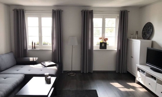 Wieck auf dem Darss Apartment | Modern apartment in a thatched house with a view of the Bodden - Rudi (ground floor)