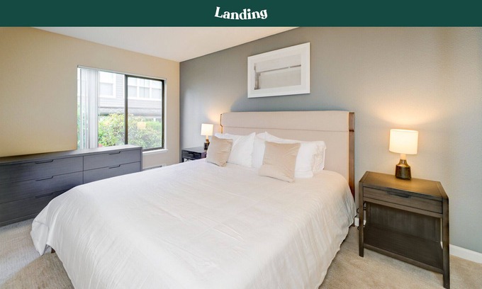 Bridle Trails Apartment | Modern Apartment in Prime Location (ID7889X64)