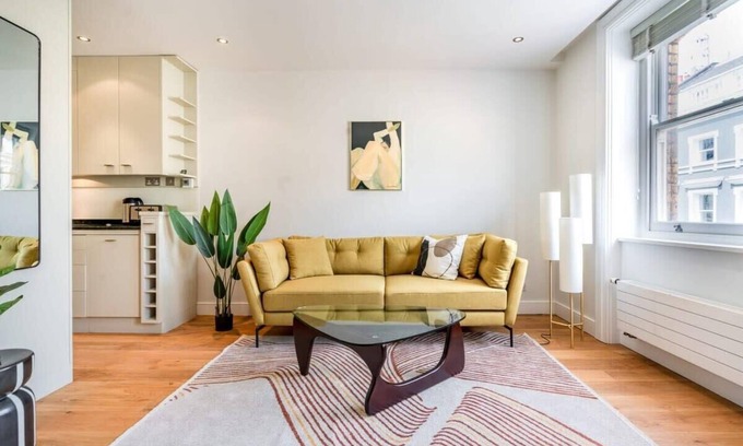 Covent Garden Apartment | Modern Apartment in the heart of Covent Garden