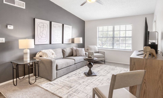 Plant City Apartment | Modern Apartment in Prime Location (ID9478X34)