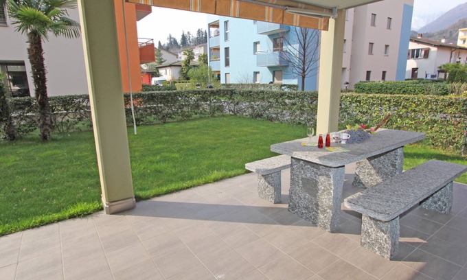 Losone Apartment | Modern apartment on the first floor of a small apartment building in a central location