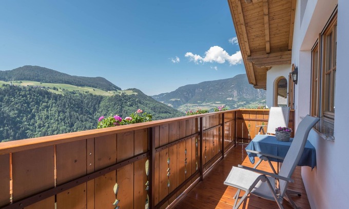 Lajen Apartment | Modern “Apartment Sella” with Mountain View, Wi-Fi, Balcony, Garden & Terrace