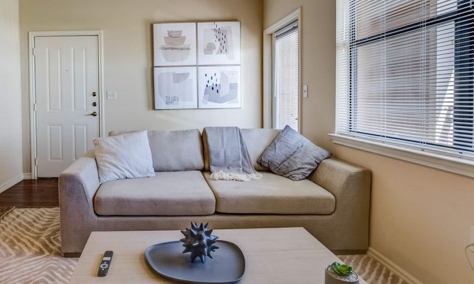 Central Oklahoma City Apartment | Modern Apartment in Prime Location (ID7692X68)