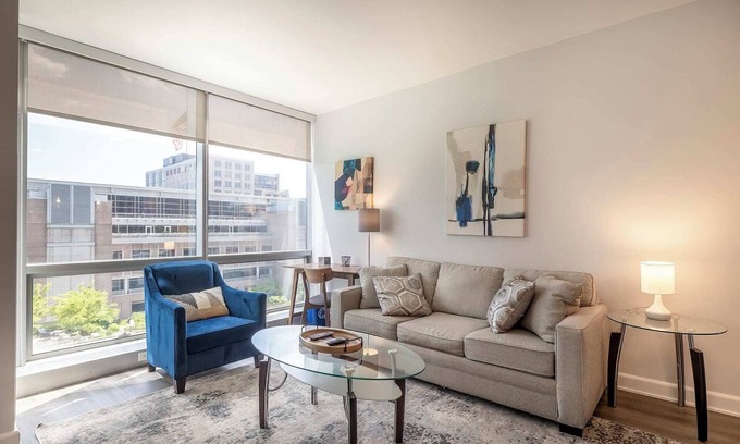 Downtown Apartment | Modern Apt Close to Downtown