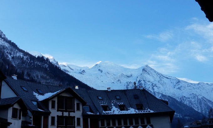 Chamonix City Centre Apartment | Modern Apt With View On The Aiguille Du Midi
