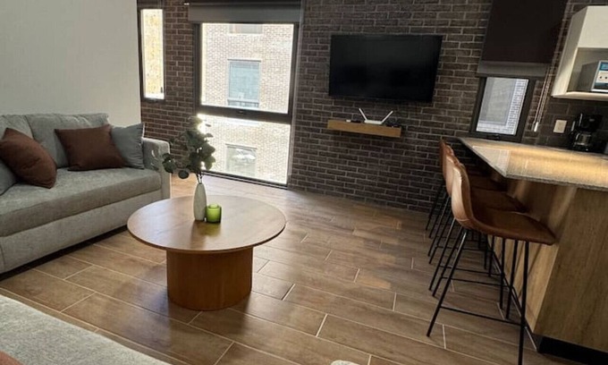 Lafayette Apartment | Modern apt in Col Americana