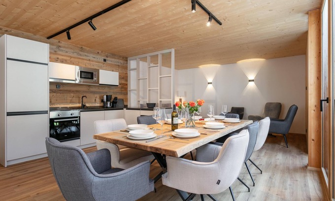 Hopfgarten Markt Apartment | Modern apartment – 500 m from the ski lift