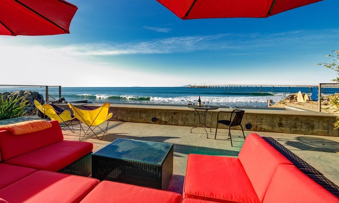 Mussel Shoals House | Modern beachfront stunner with amazing view, pool, pool spa, & fireplaces