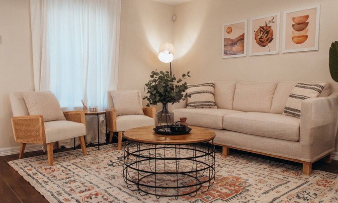 Edinburg Apartment | Modern Boho Style Apt- King bed! Near UTRG & DHR