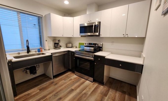 Ocean Shores House | Modern Coastal Getaways # 5 ~Handicap accessible condo in Downtown Ocean Shores~