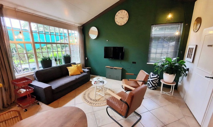 Schoonloo House | Modern country-style bungalow with hot tub. Pets allowed.