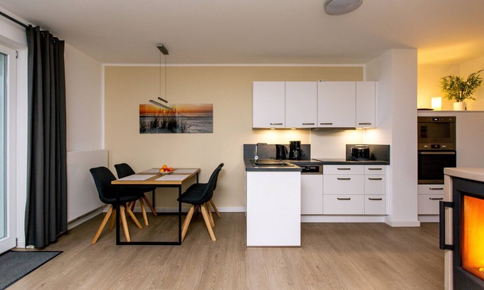 Plau am See Apartment | Modern, cozy 2-room apartment with wood-burning stove and lake view House 7 No 85