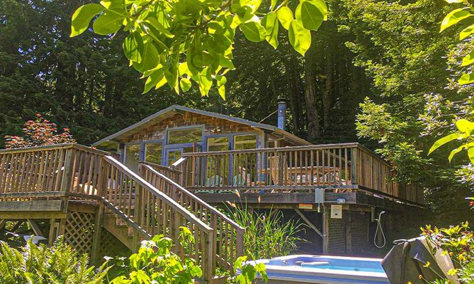 Duncans Mills House | Modern dog-friendly riverfront home with a hot tub, great views, washer/dryer