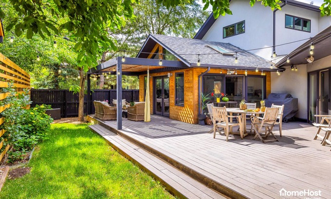 Rural North Boulder House | Modern Family-Friendly Home Steps to Trails, 5-min to Downtown!
