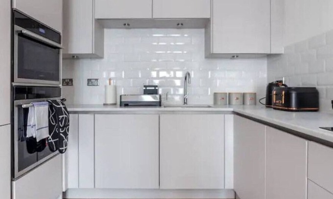 North Acton Apartment | Modern Flat by Notting Hill and Westfield