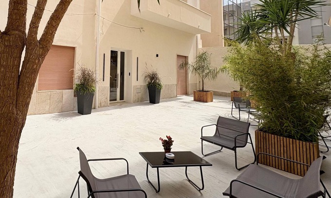 Marsala House | Modern guesthouse in Marsala, near historic center and port for the Egadi Islands.