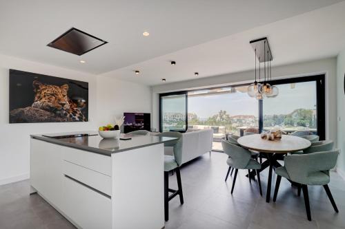 New Golden Mile Apartment | Modern HIGHend OASIS w/SEA views