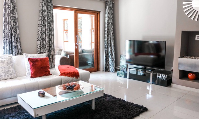 Moreleta Park House | Modern home in Pretoria