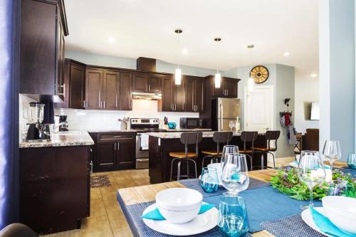 Jasper Place Apartment | Modern Home - King Bed - Garage - Long Stays