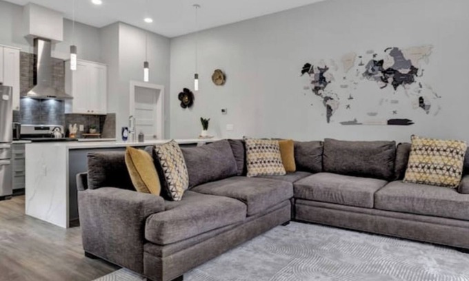 Dallas House | Modern Home near Downtown