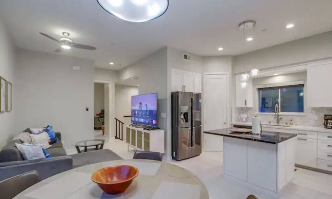 Imperial Beach House | Modern Home w/Ocean View Decks & Steps to Beach
