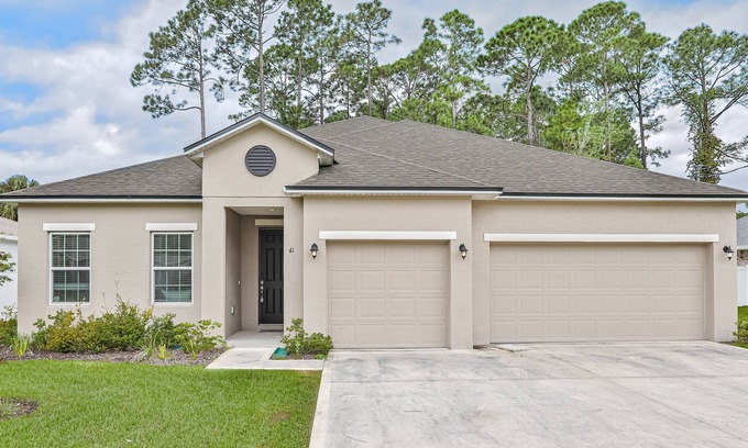 Indian Trails House | Modern home with central AC, WiFi, private washer/dryer, and screened porch