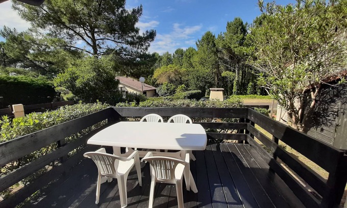 Le Penon House | Modern House Close to Forest and Ocean with Garden, Terrace, and BBQ