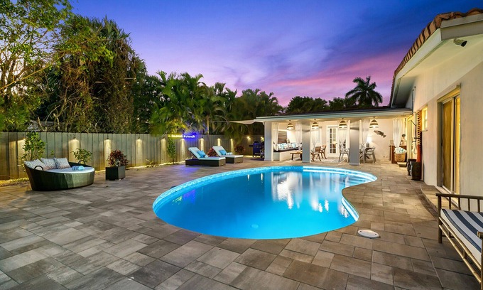 South Corals House | Modern House w/htd pool. Near the beach! BOTE.life
