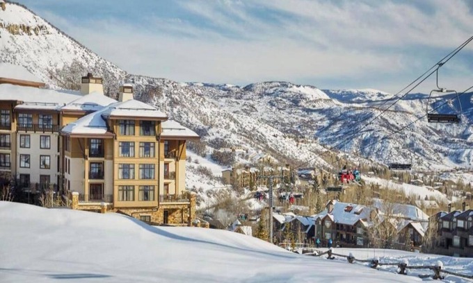 Snowmass Village Condo | Modern, Luxury Ski-In, Ski-Out Snowmass Village 2 Bedroom Residence