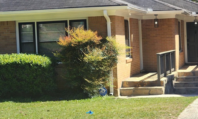 Piedmont Heights Apartment | Modern Midtown/Buckhead Haven