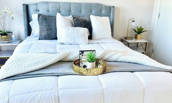 Westside Condo | Modern Midtown Getaway Near Stadium & Dining