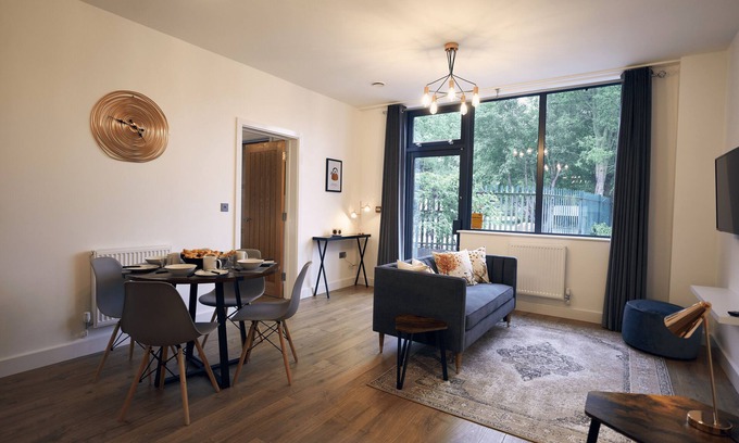 Hungerford Apartment | Modern One Bedroom Apartment