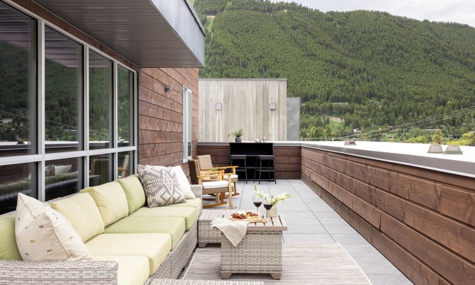 Jackson Villa | Modern penthouse in downtown Jackson, urban living at its best