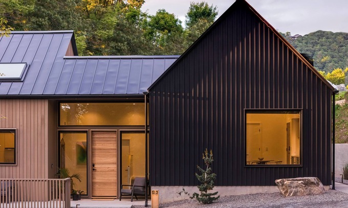 Weaverville House | Modern Residence with Guest House Near Asheville