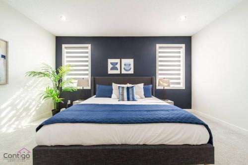 Jasper Place House | Modern Retreat, AirCon, Backyard, Near DT & WEM