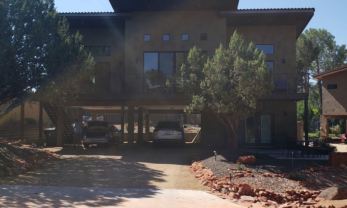 West Sedona House | Modern Sedona 1BR/1BA Private Suite near Hiking Trails & Crescent Moon Ranch