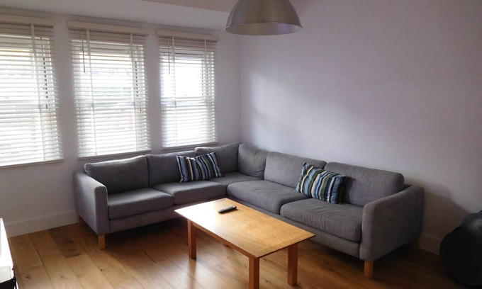 Wandle Valley House | Modern, spacious, 3 bedroom house