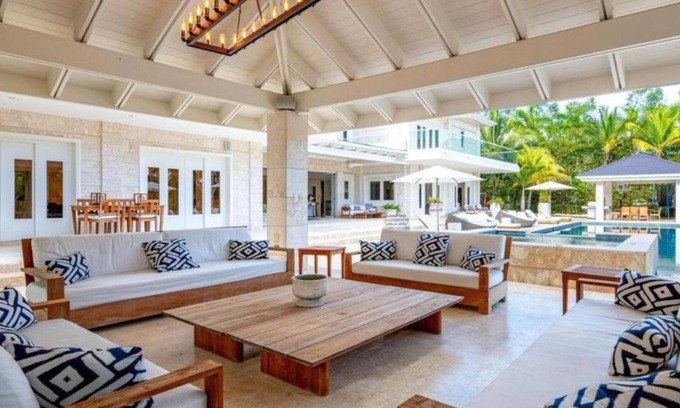 La Romana Villa | Modern Spacious 8-bedroom villa in a luxury Casa de Campo. Gym + 3 staff bedroom