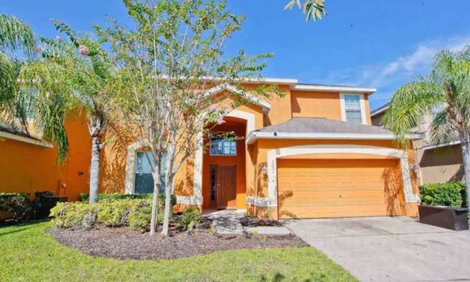 Veranda Palms House | Modern, Spacious & Fun ~ 15 mins to Disney ~ Pool