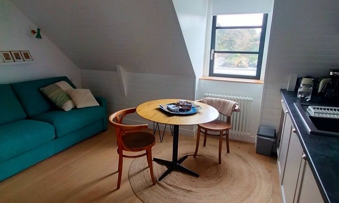 Sauzon Apartment | Modern studio in Sauzon with WIFI and port view
