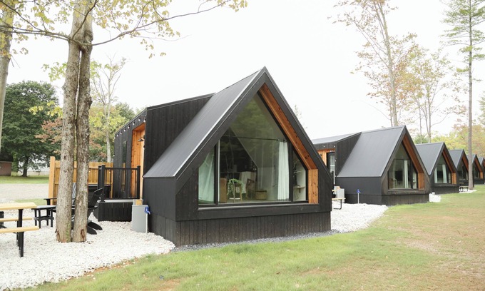 Milroy Cabin | Modern Tiny Home 26/With Hot Tub!