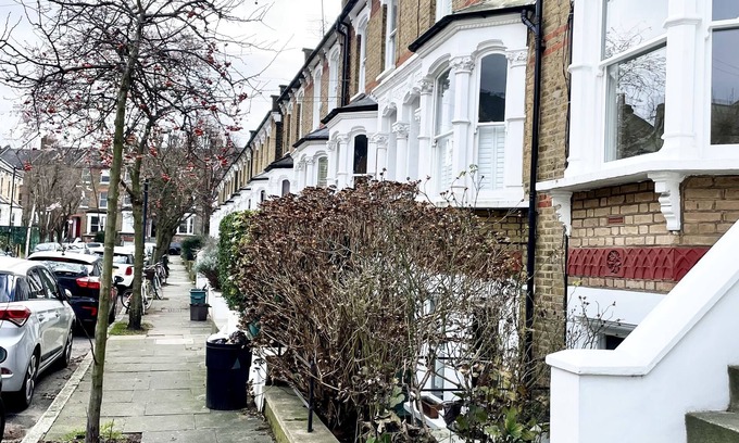 Dartmouth Park Apartment | Modern Town House Apartment, 1BDR & Garden, Emirates stadium & 10min kings Cross