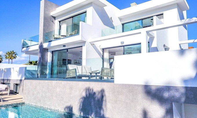 La Cala de Mijas Villa | Modern Villa @ La Noria Golf in La Cala de Mijas