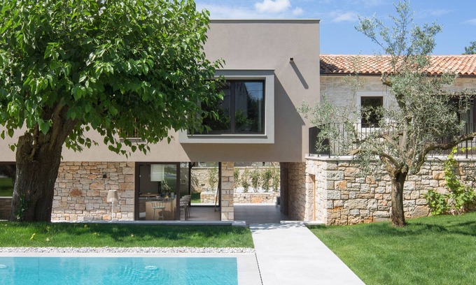 Kirmenjak Villa | Modern Villa Melon with outdoor pool in Porec