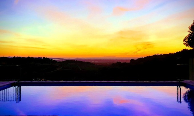 Catadau Villa | Modern villa with large private pool & far reaching sea views Catadau, Valencia
