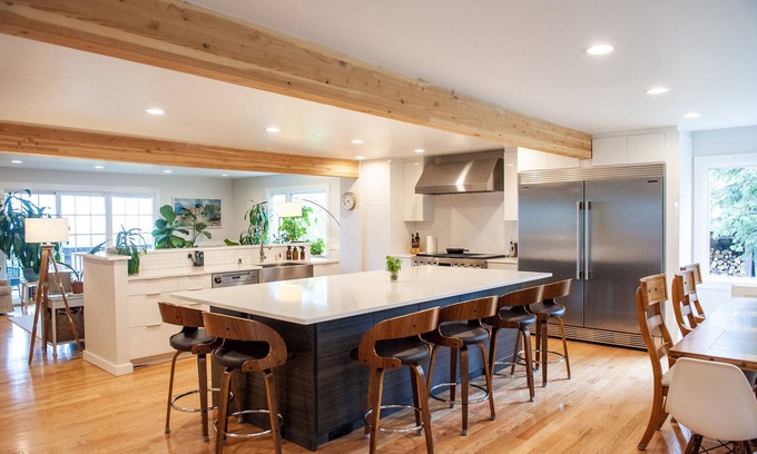 Basher House | Modern Vintage with a View