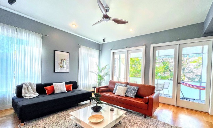 Edgewood House | Modern Zen Manor@Atlanta VIEW KING Beds Rooftop Bar