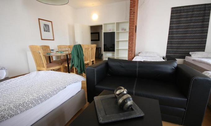 Oberhausen Apartment | Moderne Studio Apartments und 120qm Wohnungen in Oberhausen, ideal für Geschäftsreisende und Monteure